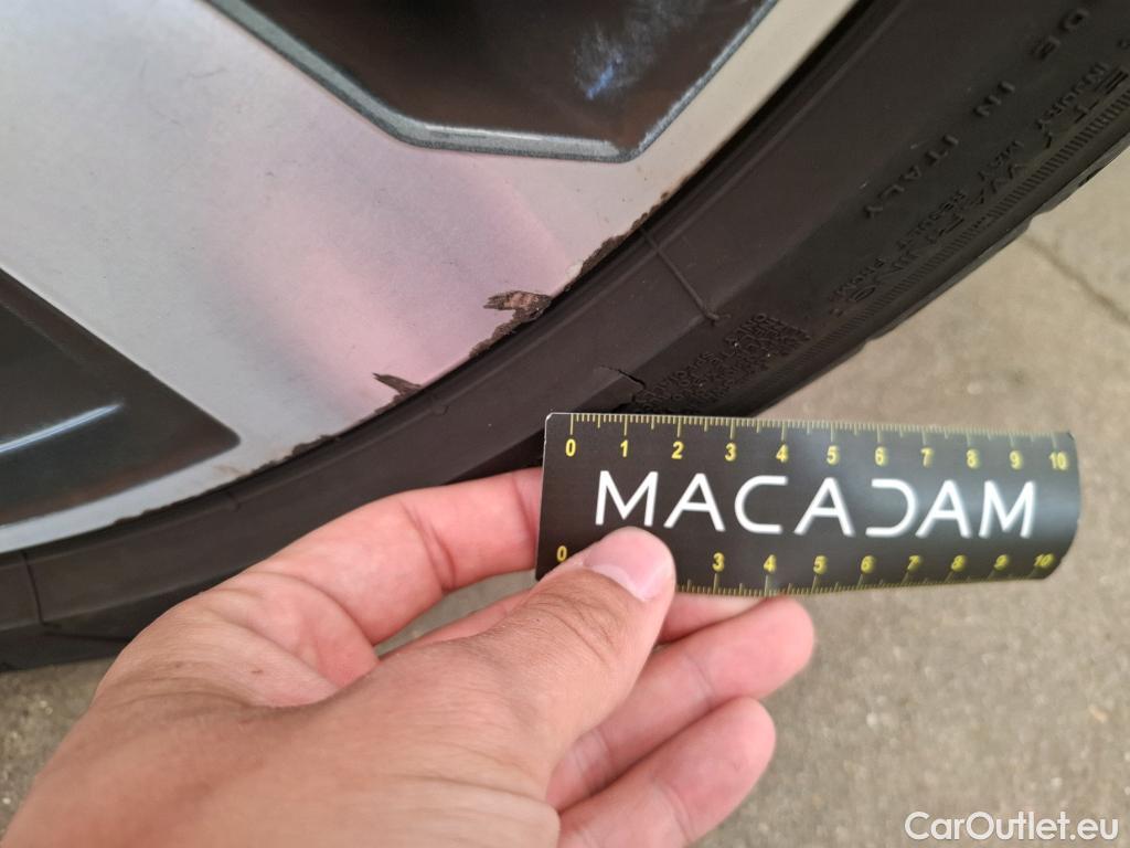  Audi  A1 AUDI  Citycarver / 2018 / 5P / Berline 1.0 TFSI 116 Citycarver Design Luxe #4