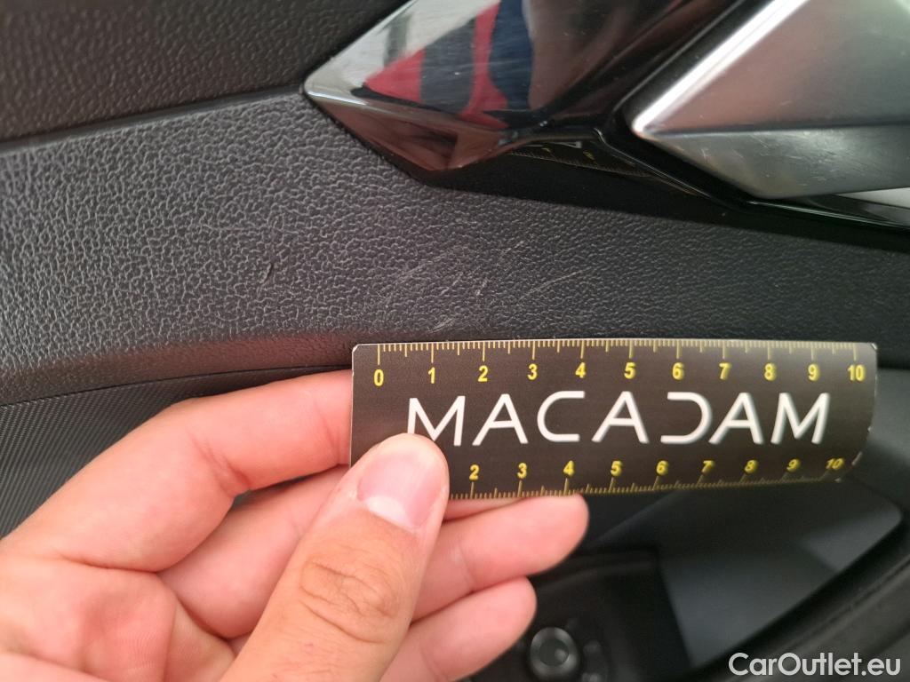  Audi  A1 AUDI  Citycarver / 2018 / 5P / Berline 1.0 TFSI 116 Citycarver Design Luxe #16