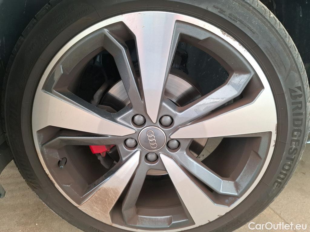  Audi  A1 AUDI  Citycarver / 2018 / 5P / Berline 1.0 TFSI 116 Citycarver Design Luxe #6