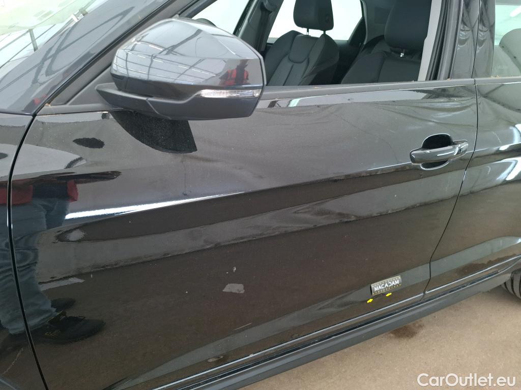  Audi  A1 AUDI  Citycarver / 2018 / 5P / Berline 1.0 TFSI 116 Citycarver Design Luxe #1