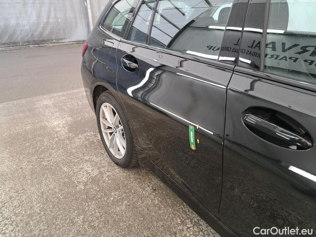  Bmw  Serie 3 BMW Série 3 Touring / 2022 / 5P / Break 318d 150ch Business Design BVA8 #1