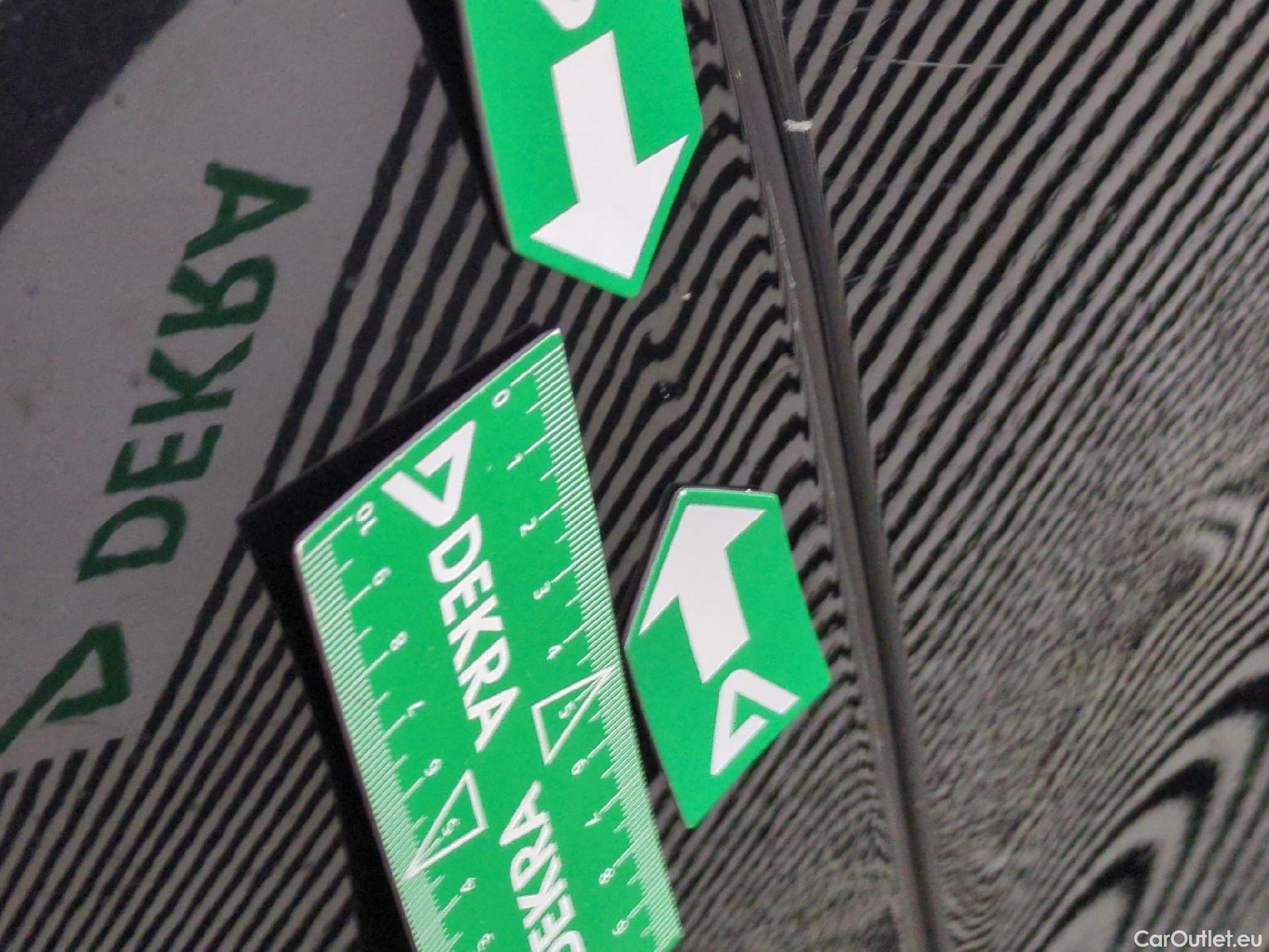  Bmw  X1 BMW  / 2019 / 5P / SUV xDrive25e Business Design BVA6 #36