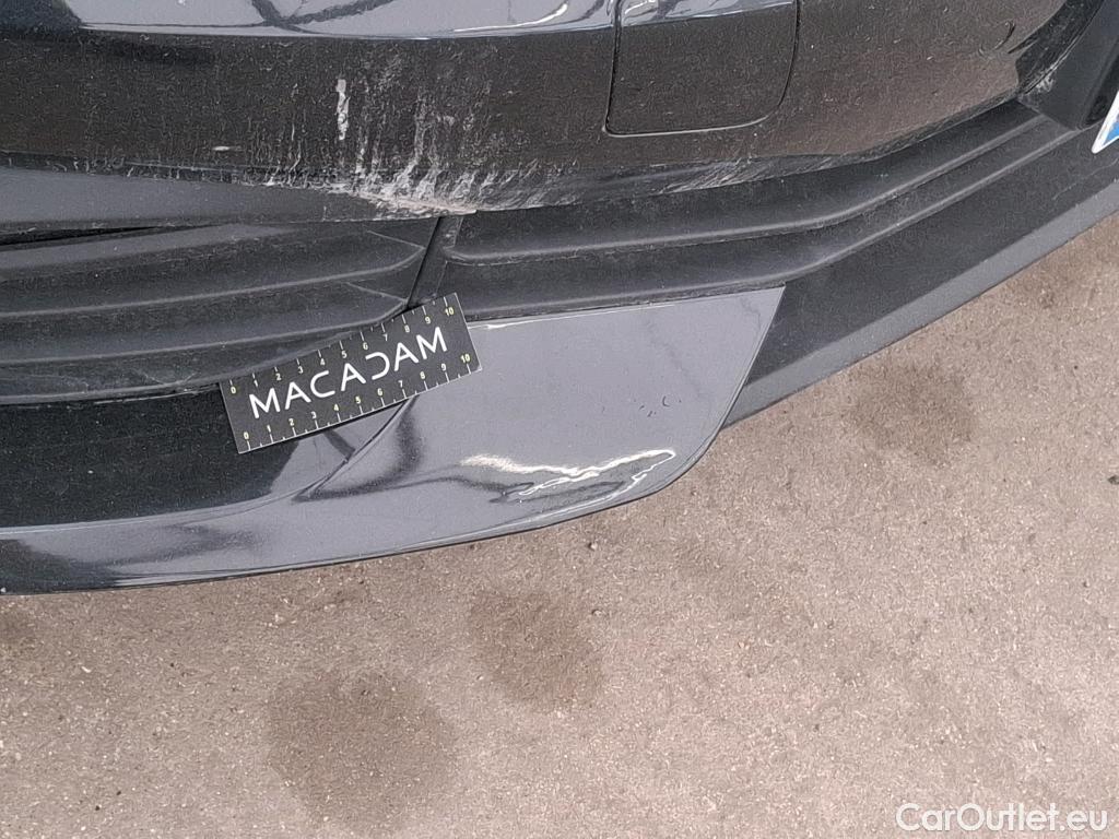  Bmw  Serie 1 BMW Série 1 / 2019 / 5P / Berline 116i Business Design #39