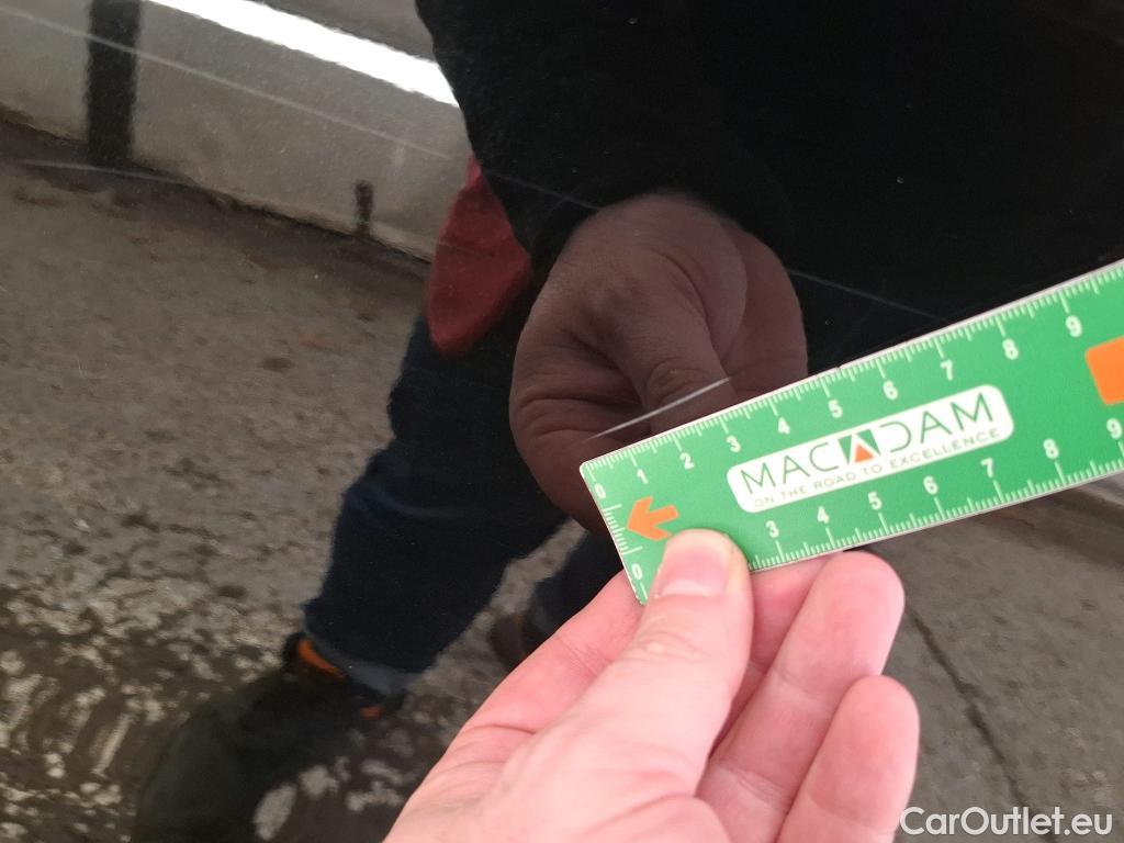  Citroen  C4 CITROEN  X / 2022 / 4P / Berline PureTech 130 S&S EAT8 Shine #8