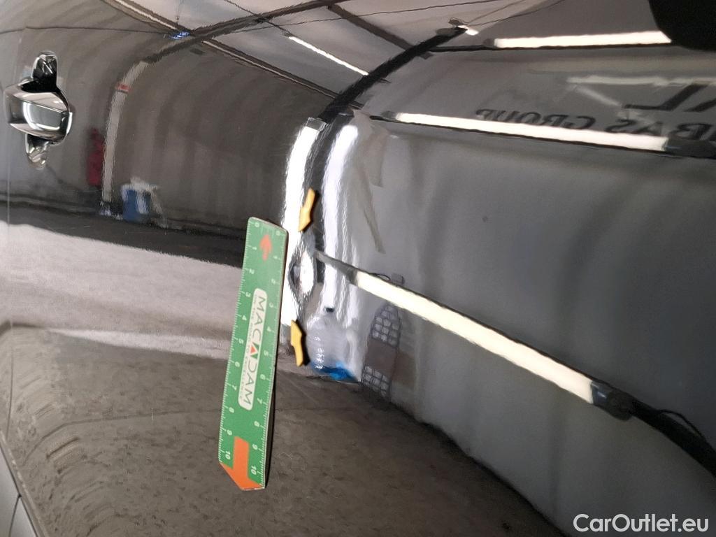  Citroen  C4 CITROEN  X / 2022 / 4P / Berline PureTech 130 S&S EAT8 Shine #21