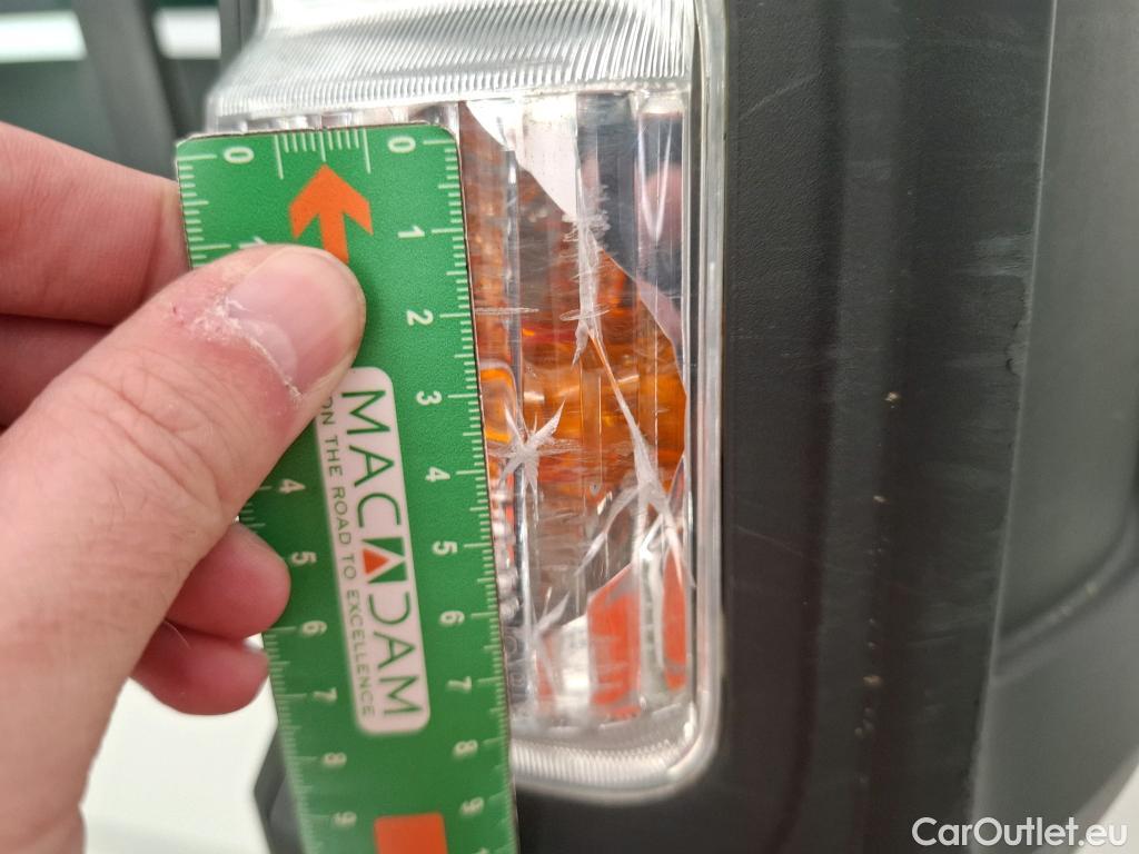  Citroen  Jumper CITROEN  4p Combi 30 L1H1 BlueHDi 110 BVM6 Attraction #16