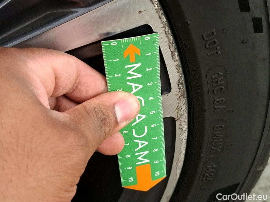  Bmw  Serie 1 BMW Série 1  2019  5P  Berline 116i DKG7 Business Design #11