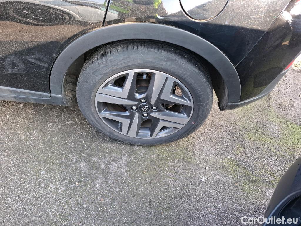  Hyundai  Bayon HYUNDAI  / 2021 / 5P / SUV 1.0 T-GDI 100 DCT- 7 HYB 48V CREATIVE #13