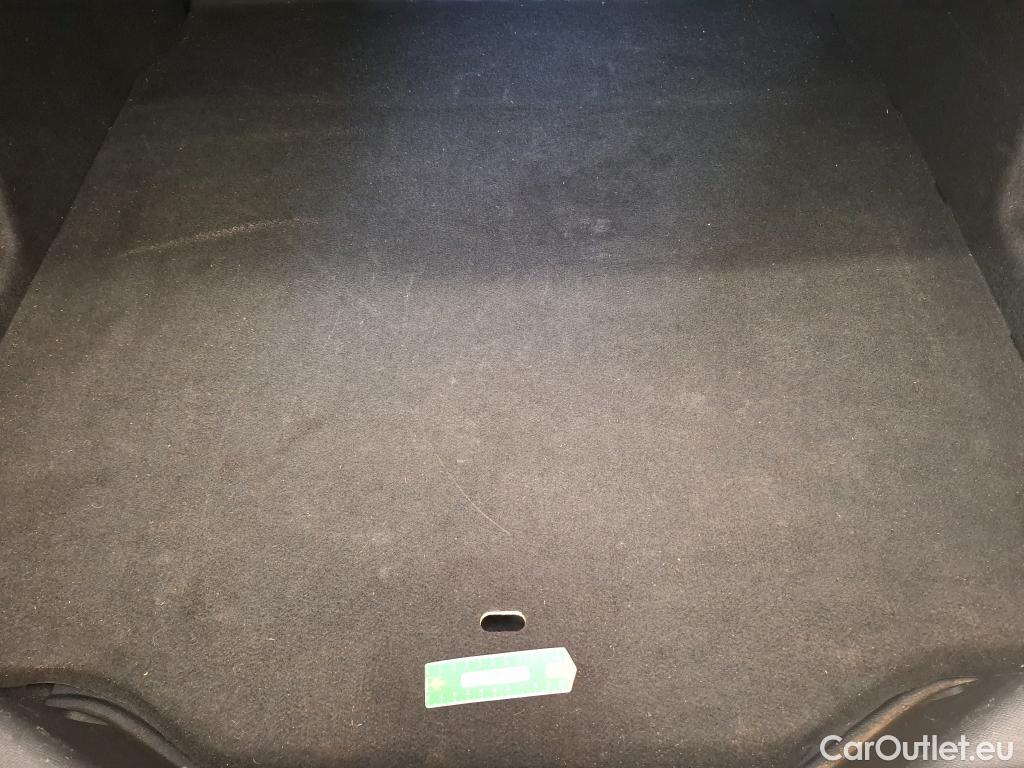  Citroen  C4 CITROEN  X / 2022 / 4P / Berline PureTech 130 S&S EAT8 Shine #12