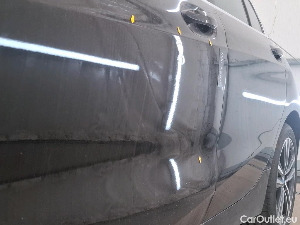  Bmw  Serie 1 BMW Série 1 / 2019 / 5P / Berline 116i Business Design #16