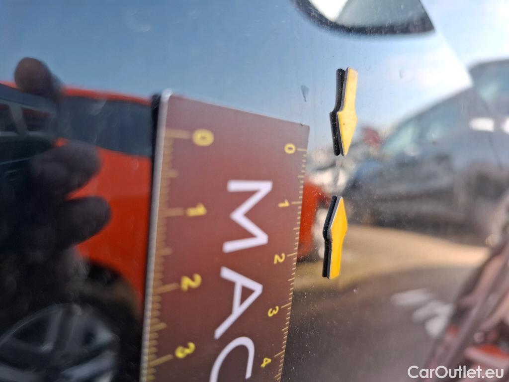  Hyundai  Bayon HYUNDAI  / 2021 / 5P / SUV 1.0 T-GDI 100 DCT- 7 HYB 48V CREATIVE #34