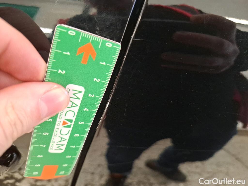  Citroen  C4 CITROEN  X / 2022 / 4P / Berline PureTech 130 S&S EAT8 Shine #9