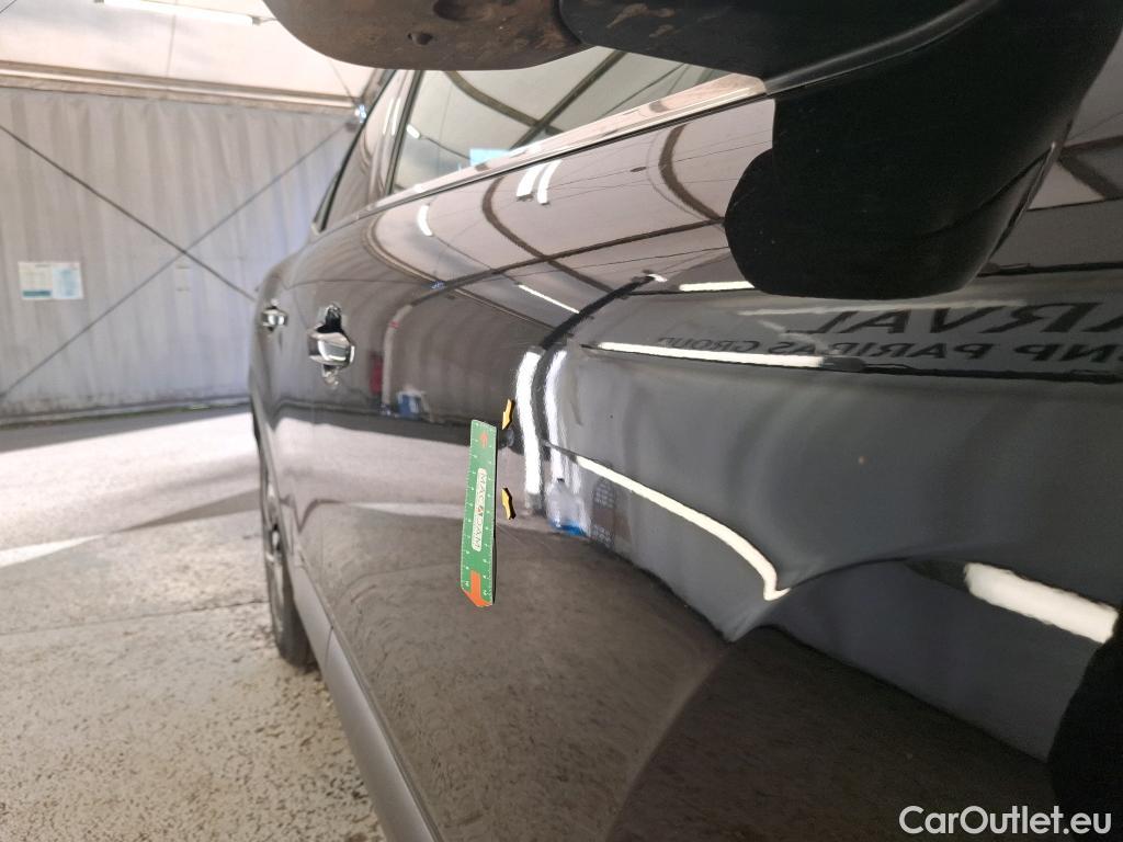  Citroen  C4 CITROEN  X / 2022 / 4P / Berline PureTech 130 S&S EAT8 Shine #20