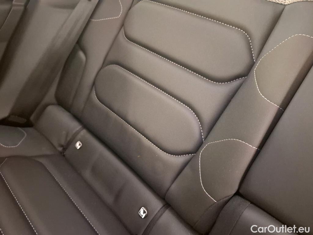  Citroen  C4 CITROEN  X / 2022 / 4P / Berline PureTech 130 S&S EAT8 Shine #28