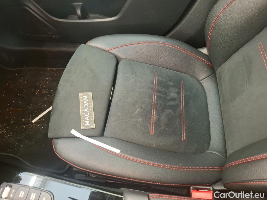  Mercedes  CLA-Klasse MERCEDES-BENZ CLA Coupe / 2019 / 4P / Coupé CLA 200 AMG Line BA7 #58