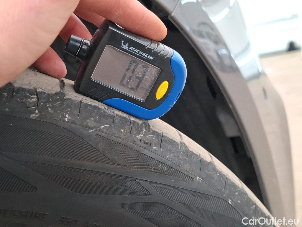  Mercedes  A-Klasse MERCEDESBENZ Classe A Berline  2018  4P  Berline A 250 e Business Line 8GDCT #6