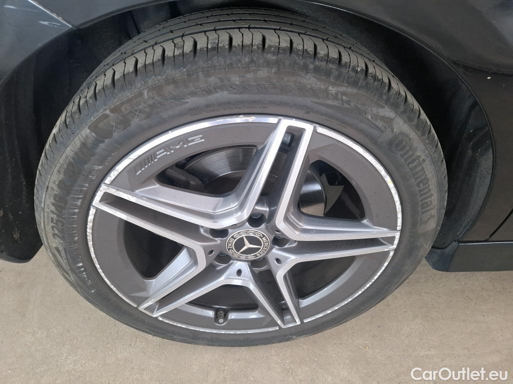  Mercedes  CLA-Klasse MERCEDES-BENZ CLA Coupe / 2019 / 4P / Coupé CLA 200 AMG Line BA7 #35