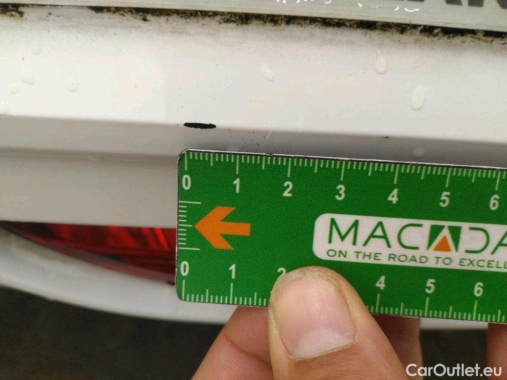  Opel  Corsa  F e Edition Business 50kWh BVA #14