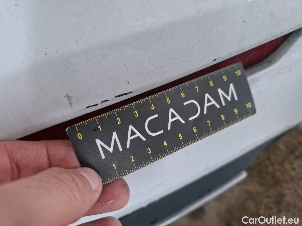  Mercedes  A-Klasse MERCEDES-BENZ Classe A Compact / 2022 / 5P / Berline A 200 AMG Line 7G-DCT #21