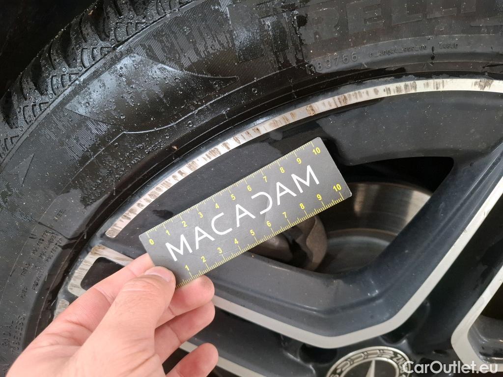  Mercedes  A-Klasse MERCEDES-BENZ Classe A Compact / 2022 / 5P / Berline A 200 AMG Line 7G-DCT #49