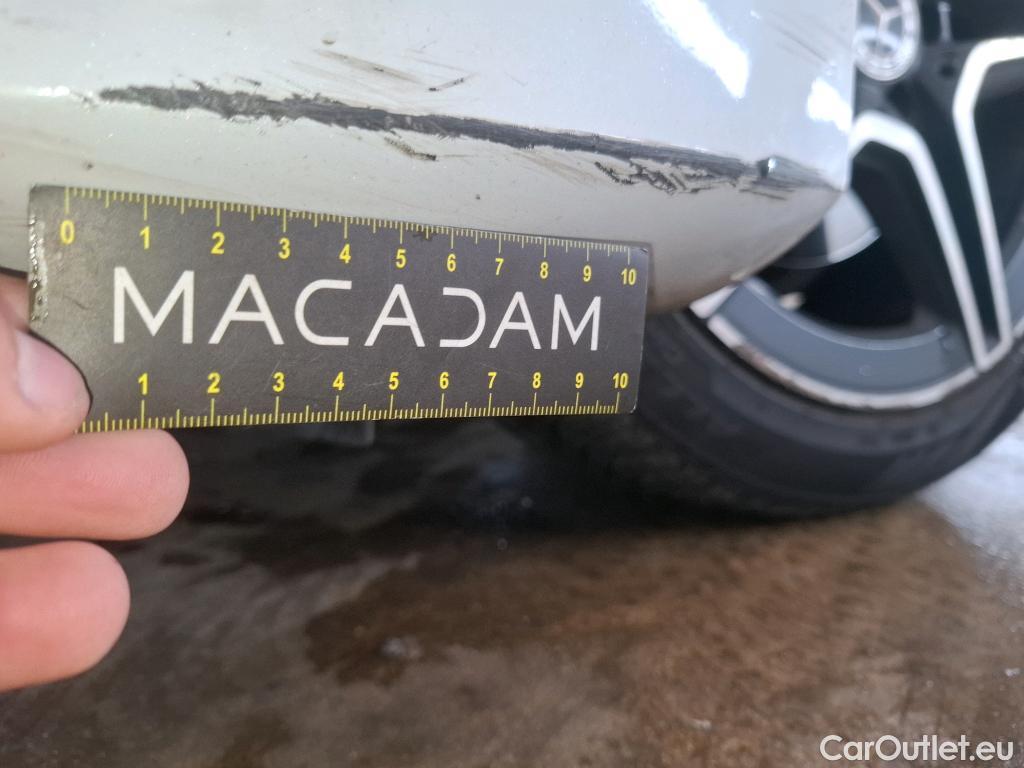  Mercedes  A-Klasse MERCEDES-BENZ Classe A Compact / 2022 / 5P / Berline A 200 AMG Line 7G-DCT #11