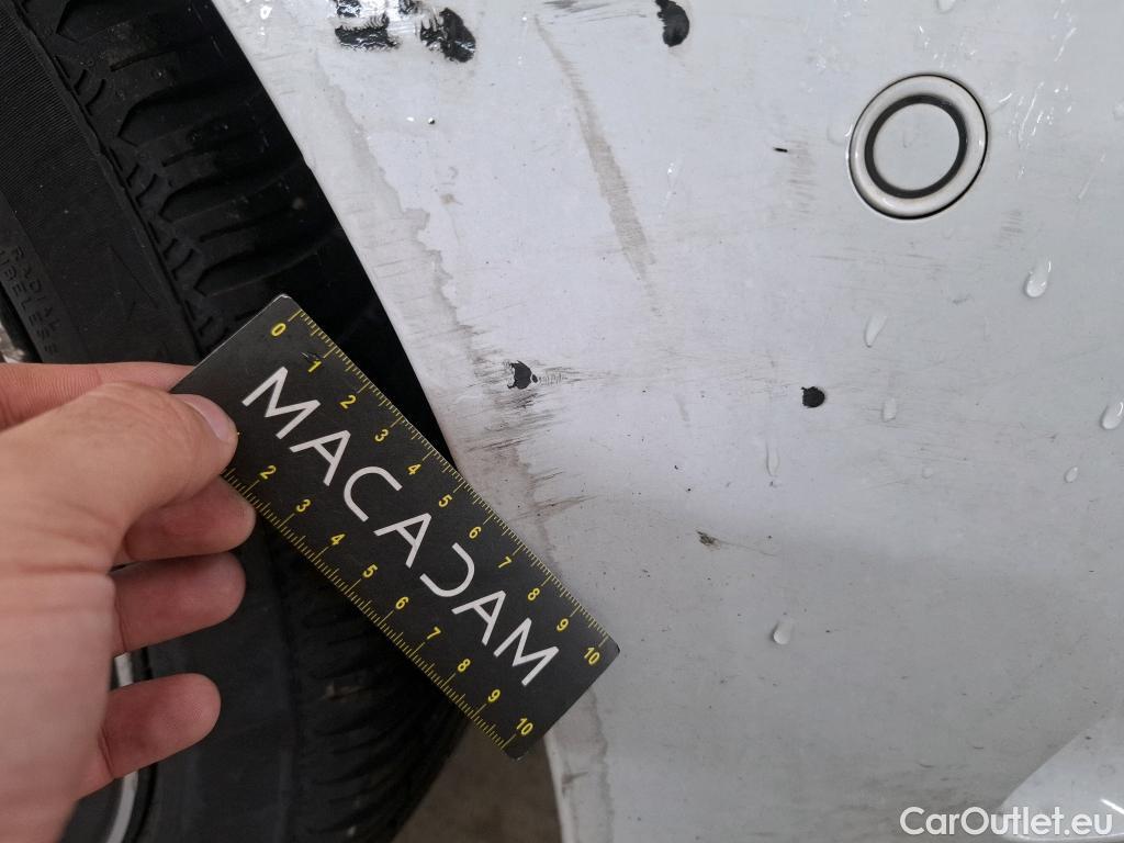  Mercedes  A-Klasse MERCEDES-BENZ Classe A Compact / 2022 / 5P / Berline A 200 AMG Line 7G-DCT #20