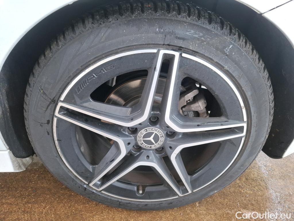  Mercedes  A-Klasse MERCEDES-BENZ Classe A Compact / 2022 / 5P / Berline A 200 AMG Line 7G-DCT #34