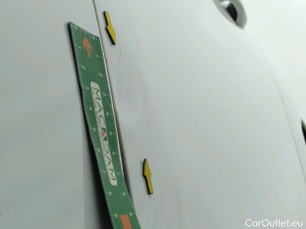  Opel  Corsa  F e Edition Business 50kWh BVA #4