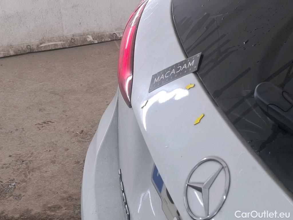  Mercedes  A-Klasse MERCEDES-BENZ Classe A Compact / 2022 / 5P / Berline A 200 AMG Line 7G-DCT #6