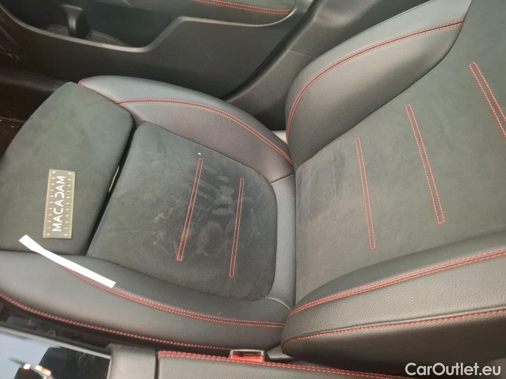  Mercedes  CLA-Klasse MERCEDES-BENZ CLA Coupe / 2019 / 4P / Coupé CLA 200 AMG Line BA7 #59