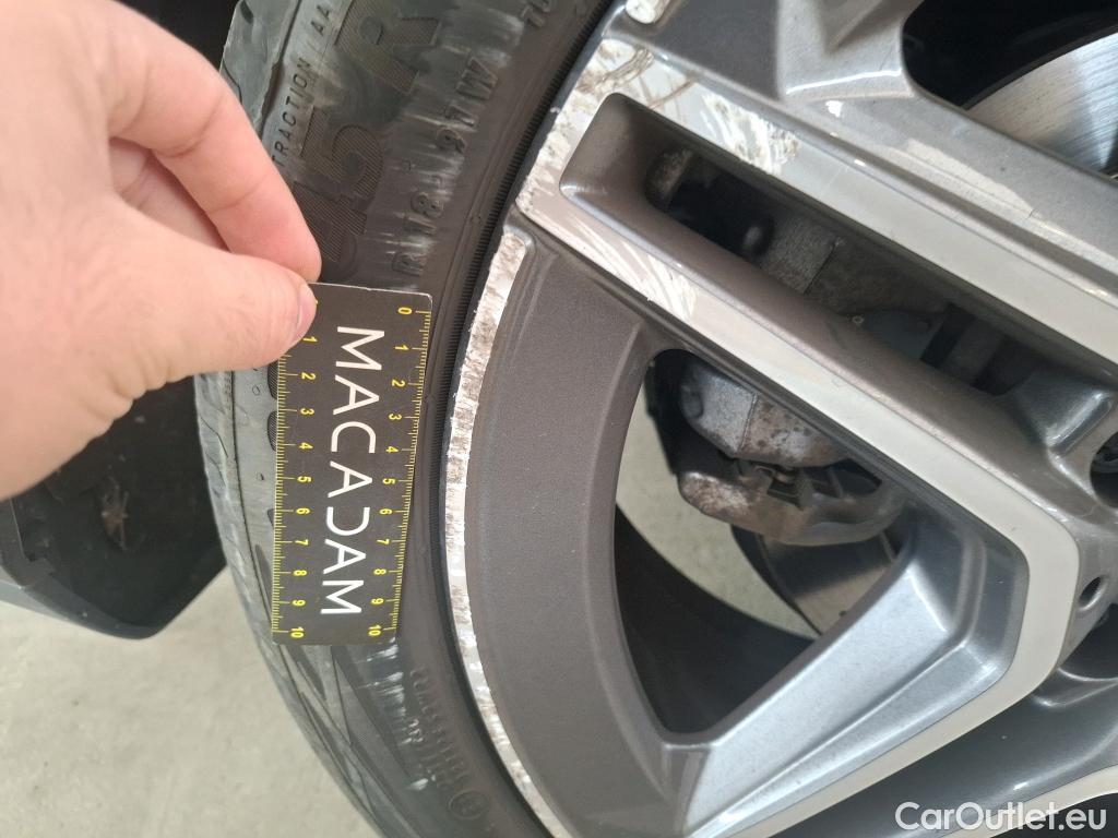  Mercedes  CLA-Klasse MERCEDES-BENZ CLA Coupe / 2019 / 4P / Coupé CLA 200 AMG Line BA7 #37