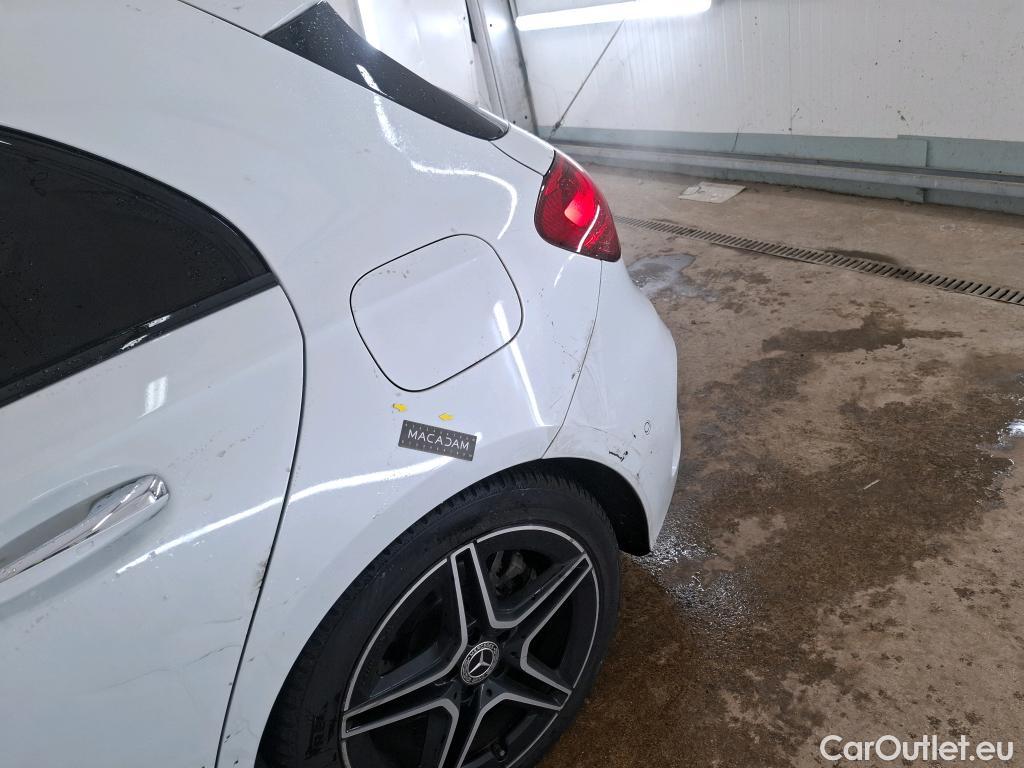  Mercedes  A-Klasse MERCEDES-BENZ Classe A Compact / 2022 / 5P / Berline A 200 AMG Line 7G-DCT #52