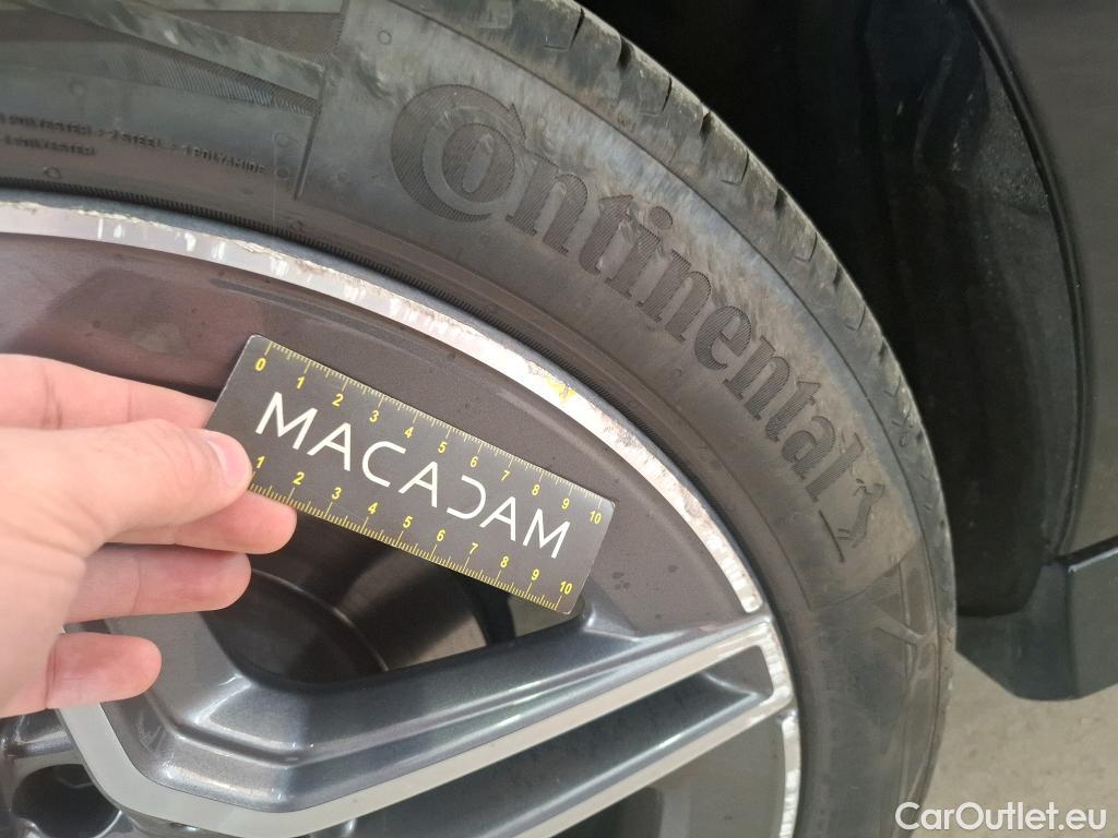  Mercedes  CLA-Klasse MERCEDES-BENZ CLA Coupe / 2019 / 4P / Coupé CLA 200 AMG Line BA7 #43