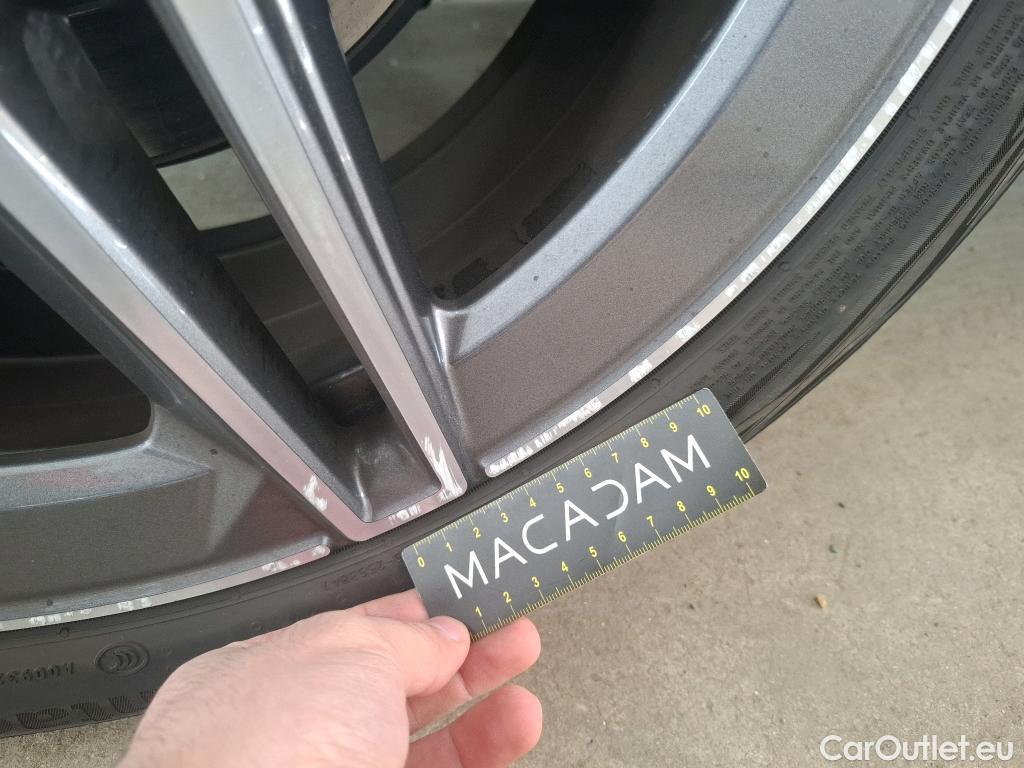  Mercedes  CLA-Klasse MERCEDES-BENZ CLA Coupe / 2019 / 4P / Coupé CLA 200 AMG Line BA7 #41