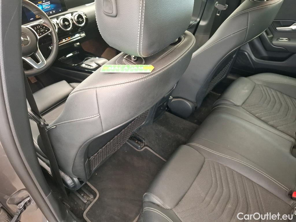  Mercedes  A-Klasse MERCEDESBENZ Classe A Berline  2018  4P  Berline A 250 e Business Line 8GDCT #18