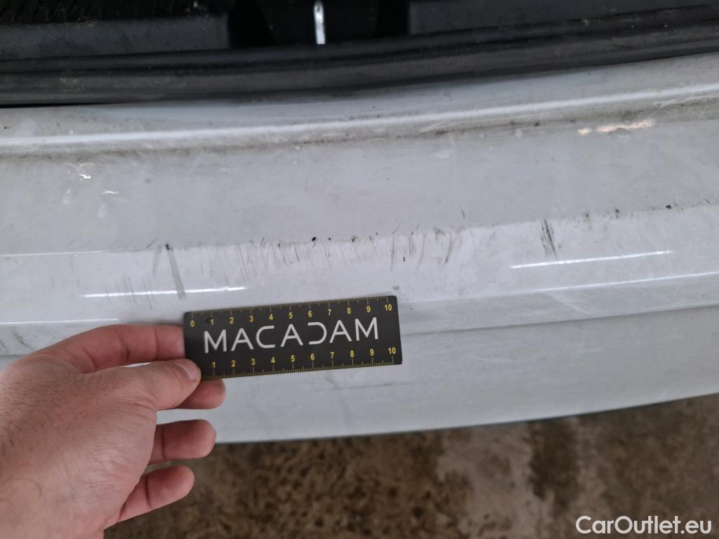  Mercedes  A-Klasse MERCEDES-BENZ Classe A Compact / 2022 / 5P / Berline A 200 AMG Line 7G-DCT #23