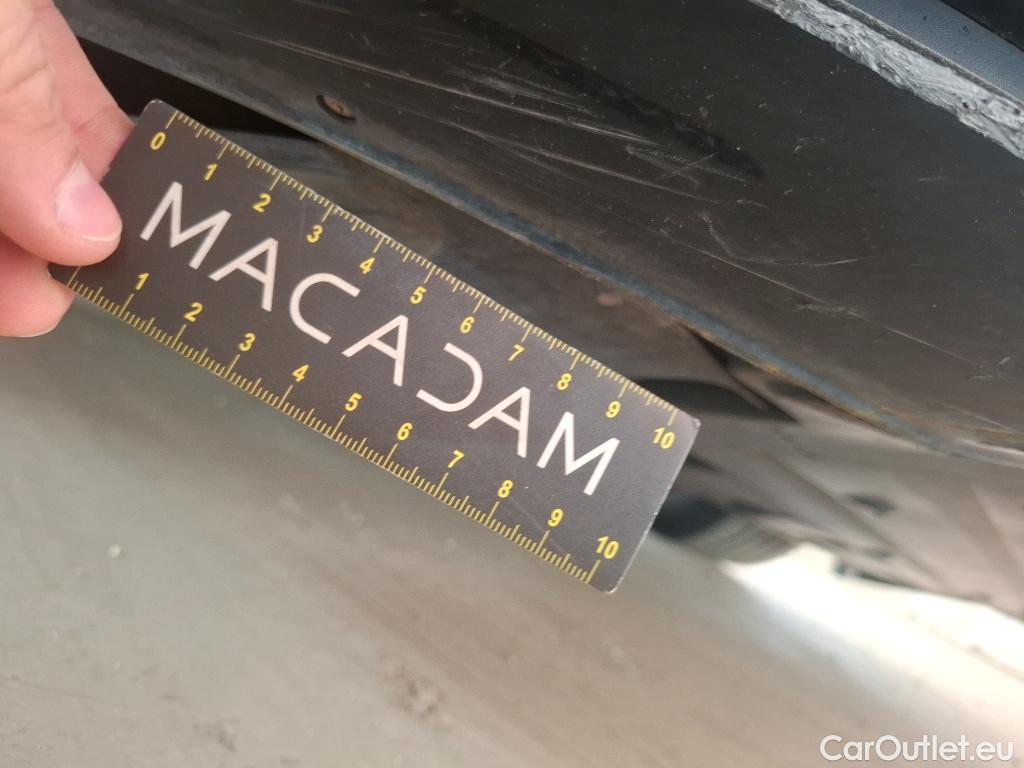  Mercedes  CLA-Klasse MERCEDES-BENZ CLA Coupe / 2019 / 4P / Coupé CLA 200 AMG Line BA7 #56