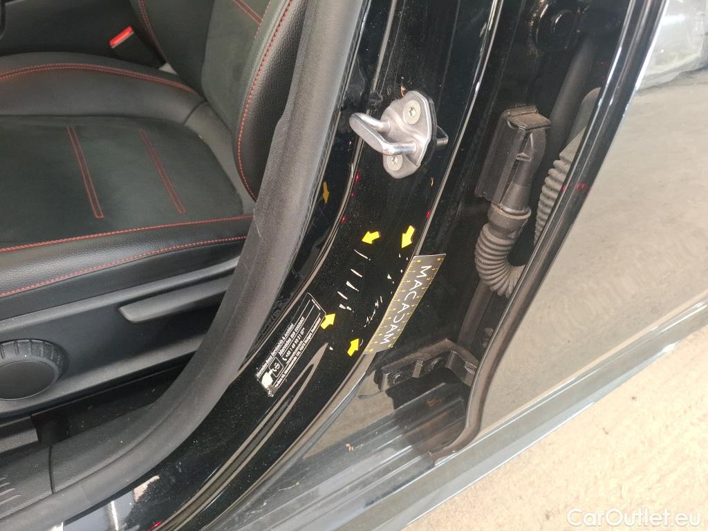  Mercedes  CLA-Klasse MERCEDES-BENZ CLA Coupe / 2019 / 4P / Coupé CLA 200 AMG Line BA7 #3