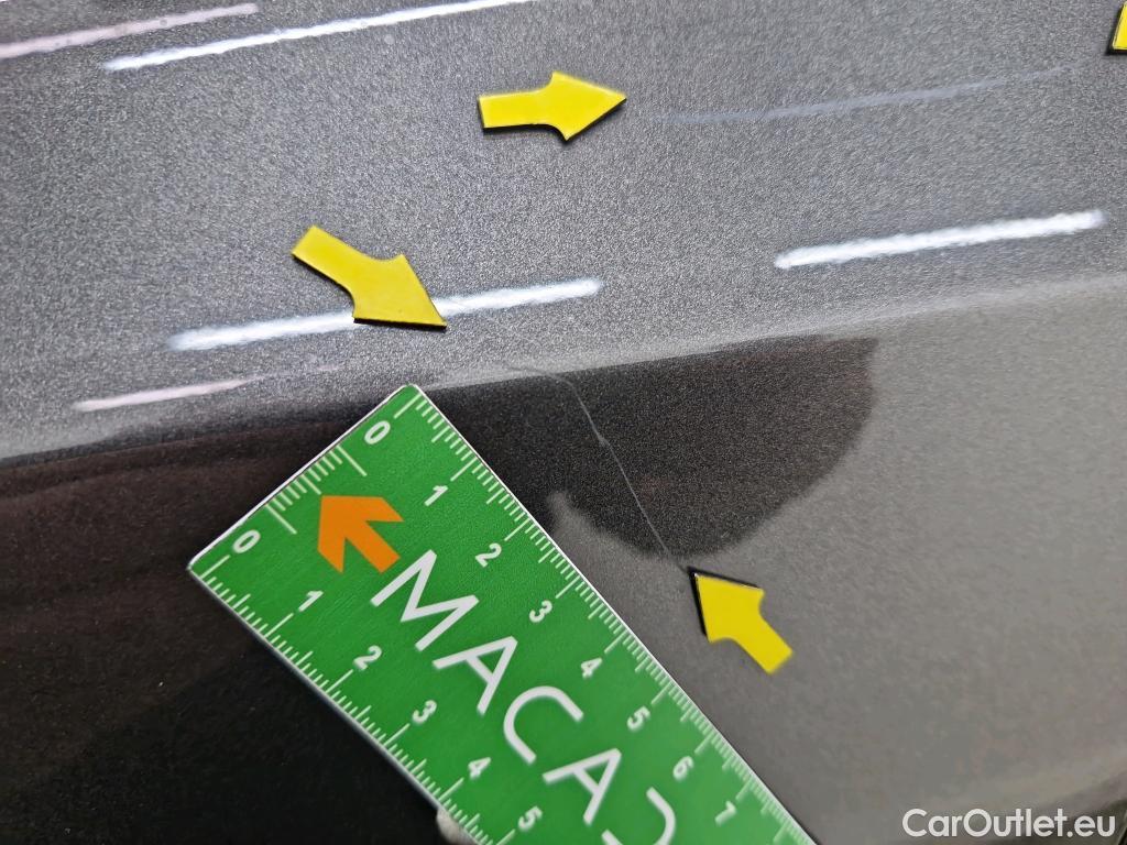  Peugeot  3008 PEUGEOT  / 2020 / 5P / SUV 1.6 HYBRID4 300 E-EAT8 GT #11