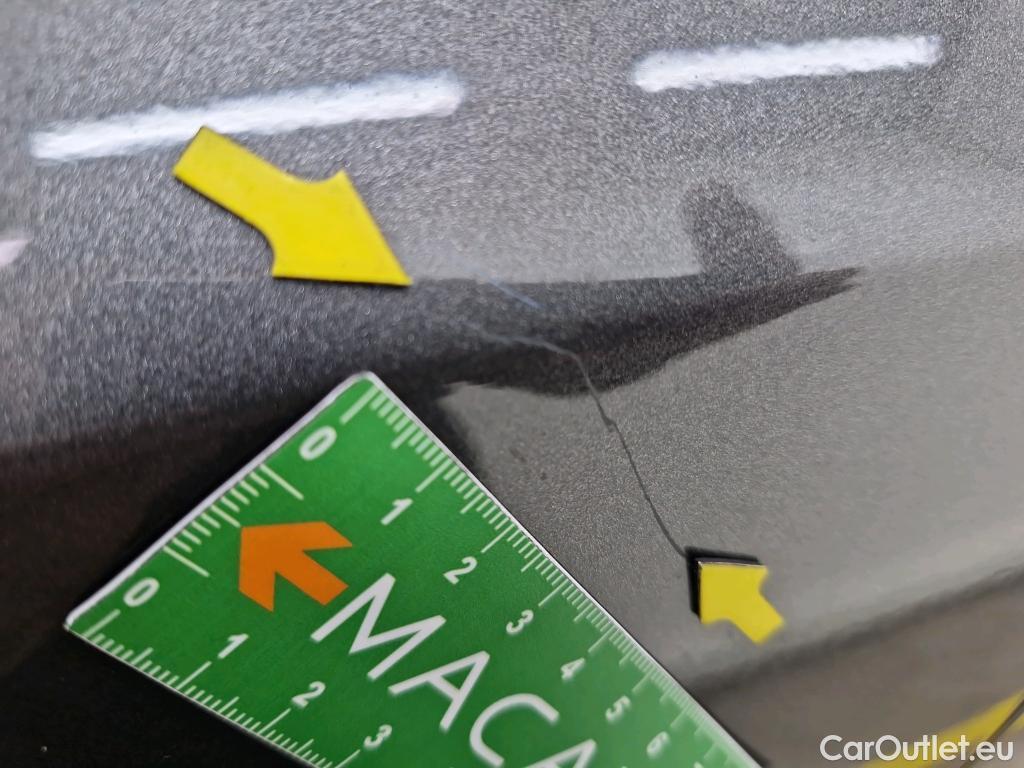  Peugeot  3008 PEUGEOT  / 2020 / 5P / SUV 1.6 HYBRID4 300 E-EAT8 GT #12