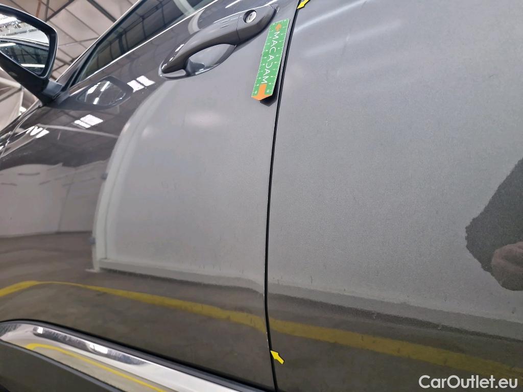  Peugeot  3008 PEUGEOT  / 2020 / 5P / SUV 1.6 HYBRID4 300 E-EAT8 GT #8