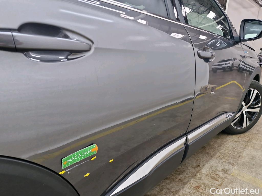  Peugeot  3008 PEUGEOT  / 2020 / 5P / SUV 1.6 HYBRID4 300 E-EAT8 GT #16