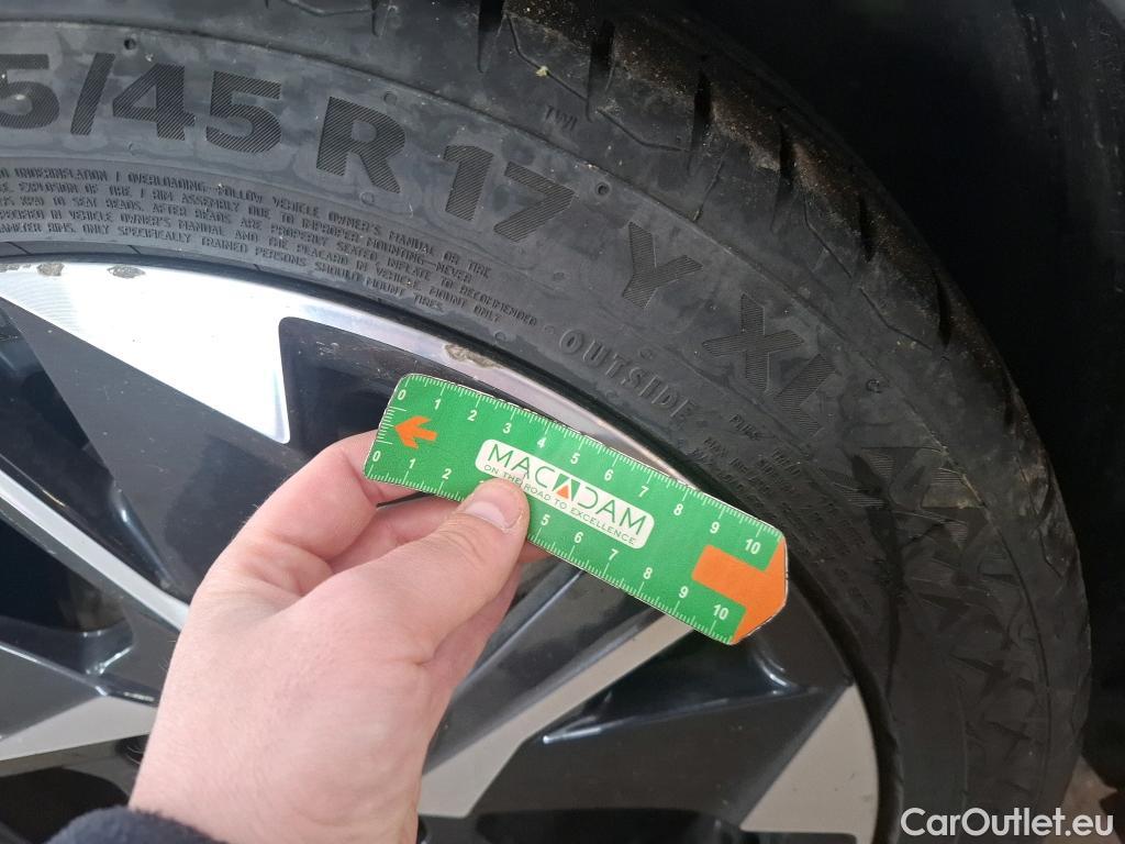  Peugeot  308 PEUGEOT  SW / 2021 / 5P / Break BlueHDi 130 EAT8 ALLURE PACK #28