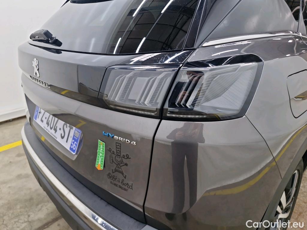  Peugeot  3008 PEUGEOT  / 2020 / 5P / SUV 1.6 HYBRID4 300 E-EAT8 GT #32