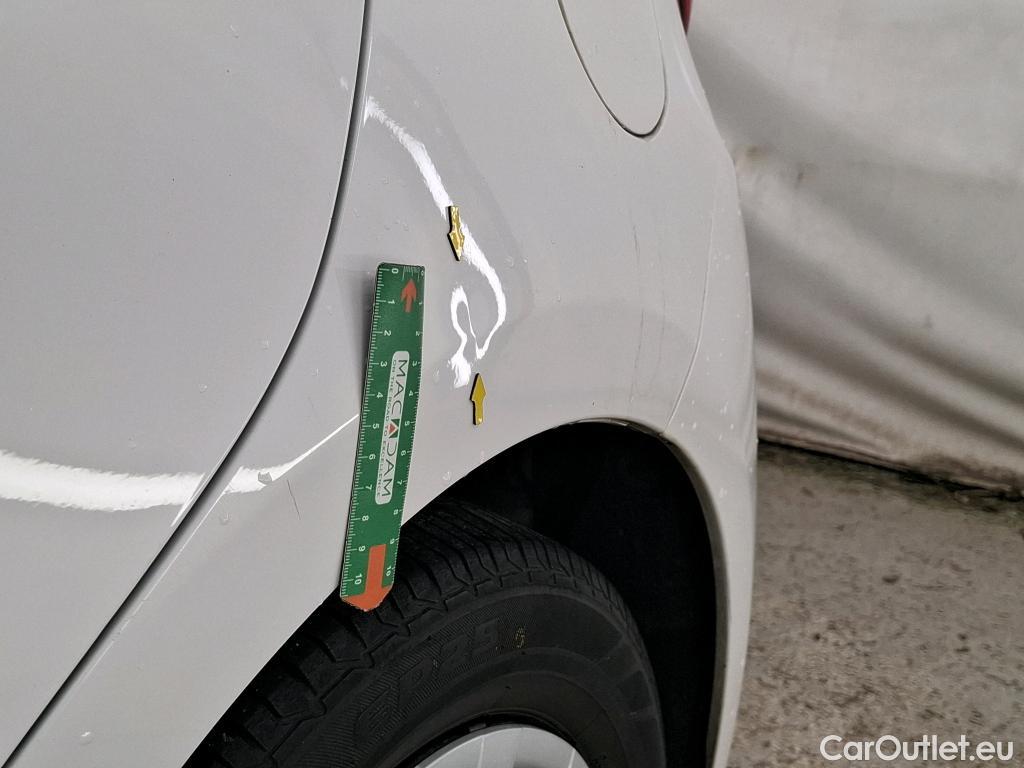  Toyota  Yaris TOYOTA  5p Berline 110 VVT-i France Business #2