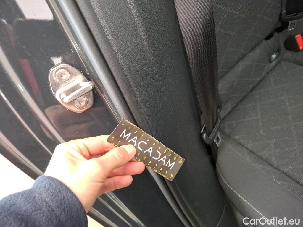  Volkswagen  Golf  VOLKSWAGEN / 2020 / 5P / Berline 1.0 eTSI OPF 110 DSG7 Life Business #1