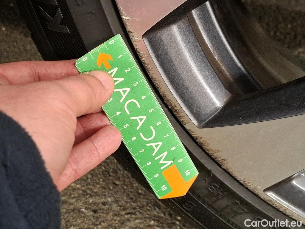  Renault  Megane  IV Berline 5 ptes. Techno 1.5 dCi 115CV BVM6 E6d #31