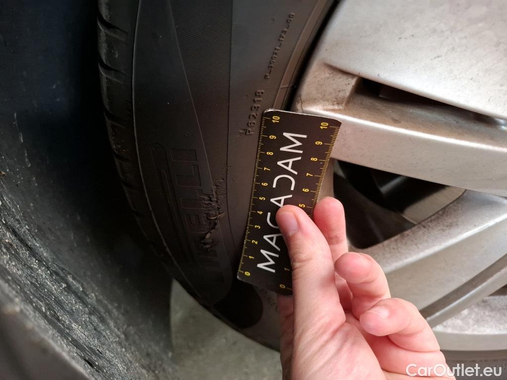  Volkswagen  Golf  VOLKSWAGEN / 2020 / 5P / Berline 1.0 eTSI OPF 110 DSG7 Life Business #10