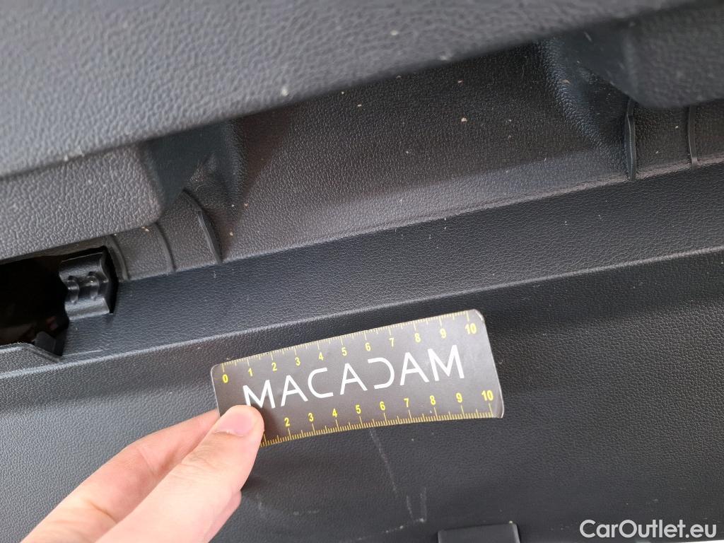  Volkswagen  Golf  VOLKSWAGEN / 2020 / 5P / Berline 1.0 eTSI OPF 110 DSG7 Life Business #7