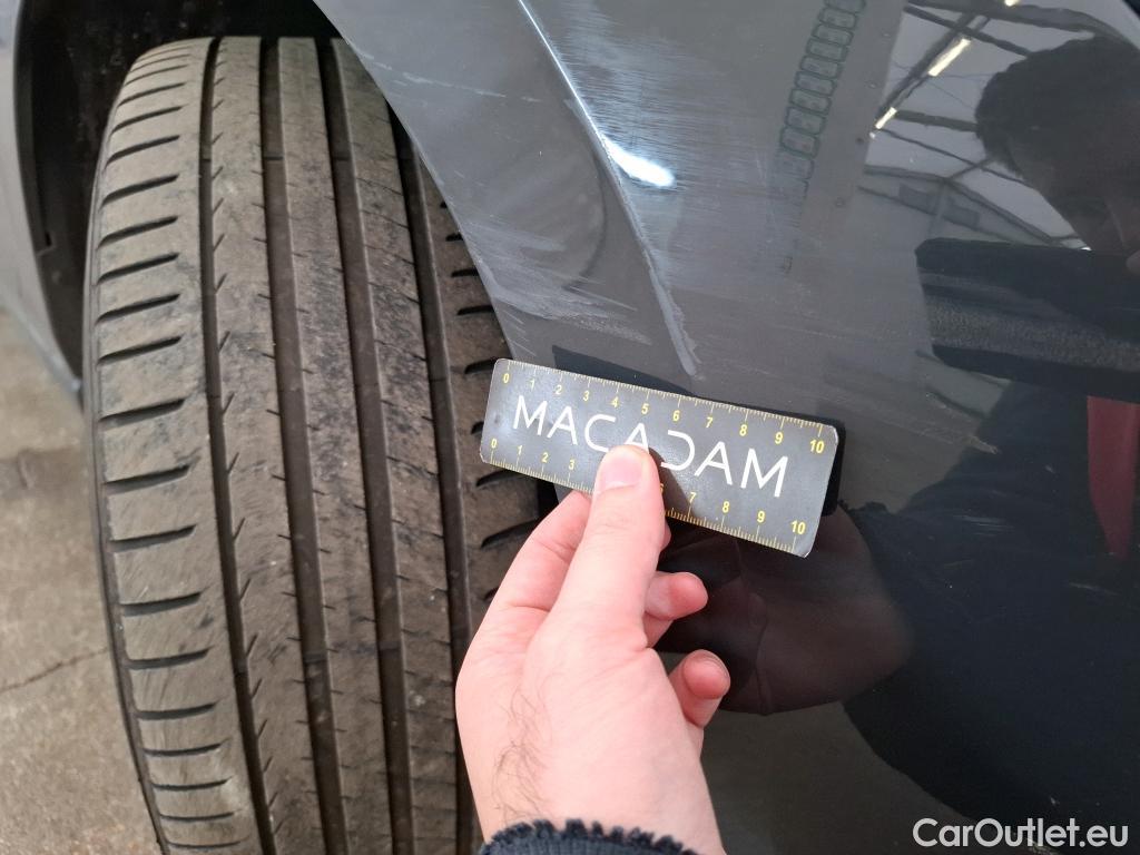  Volkswagen  Golf  VOLKSWAGEN / 2020 / 5P / Berline 1.0 eTSI OPF 110 DSG7 Life Business #5